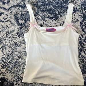 Edikted white bow tank